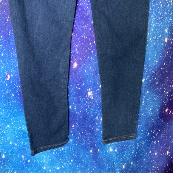 DKNY- Dark Wash Distressed Jeans size 10 - Picture 9 of 12